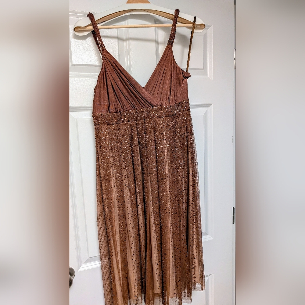 BCBGMaxAzria Brown Sugar Babydoll Cocktail Dress. Size 10